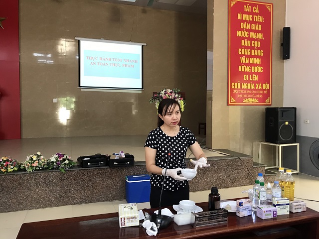 Tập huấn hướng dẫn mô hình giám sát đảm bảo ATTP bữa cỗ tập trung đông người tổ chức tại cộng đồng